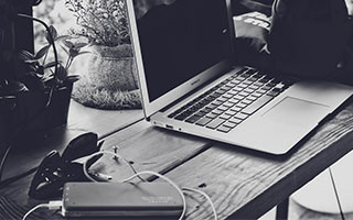 巴萨真正顶不住，云开体育提到的，是从换人完成后的十分钟内开始